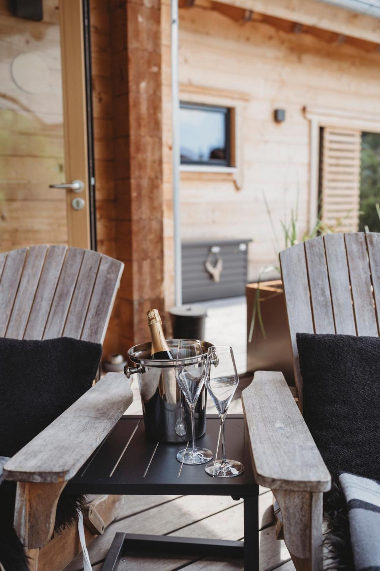 Lieblingsort - Schwarzwald Chalet Lodges Neuenweg المظهر الخارجي الصورة